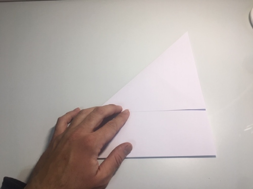 Hacer avión de papel fácil